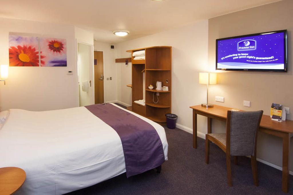 Premier Inn Newcastle - Holystone Holystone  エクステリア 写真