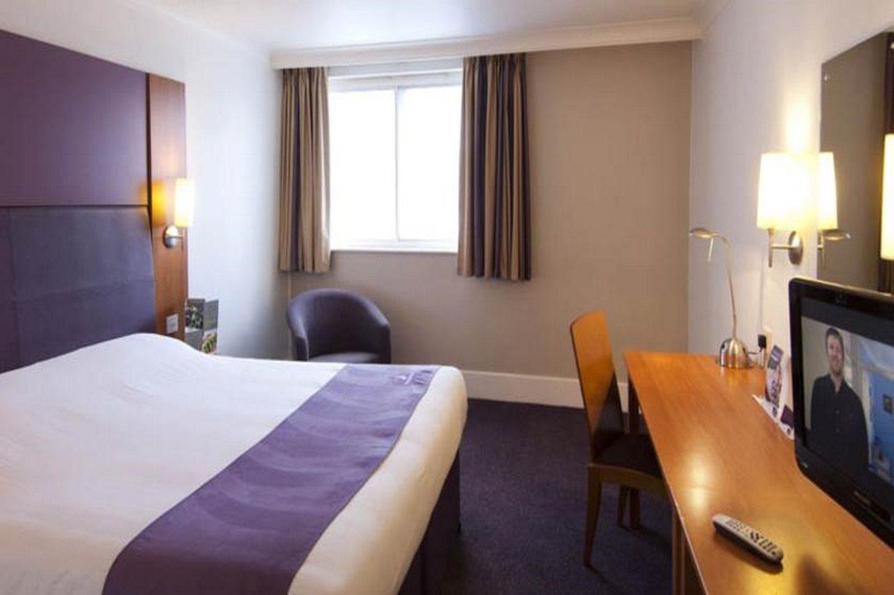 Premier Inn Newcastle - Holystone Holystone  エクステリア 写真