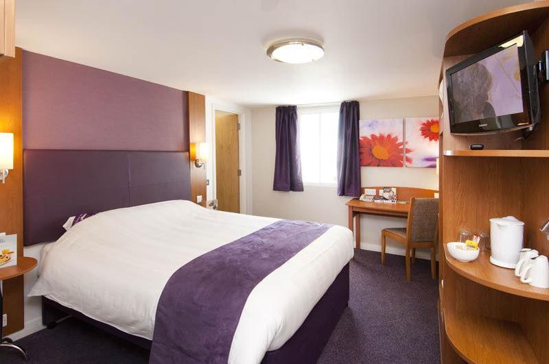 Premier Inn Newcastle - Holystone Holystone  エクステリア 写真