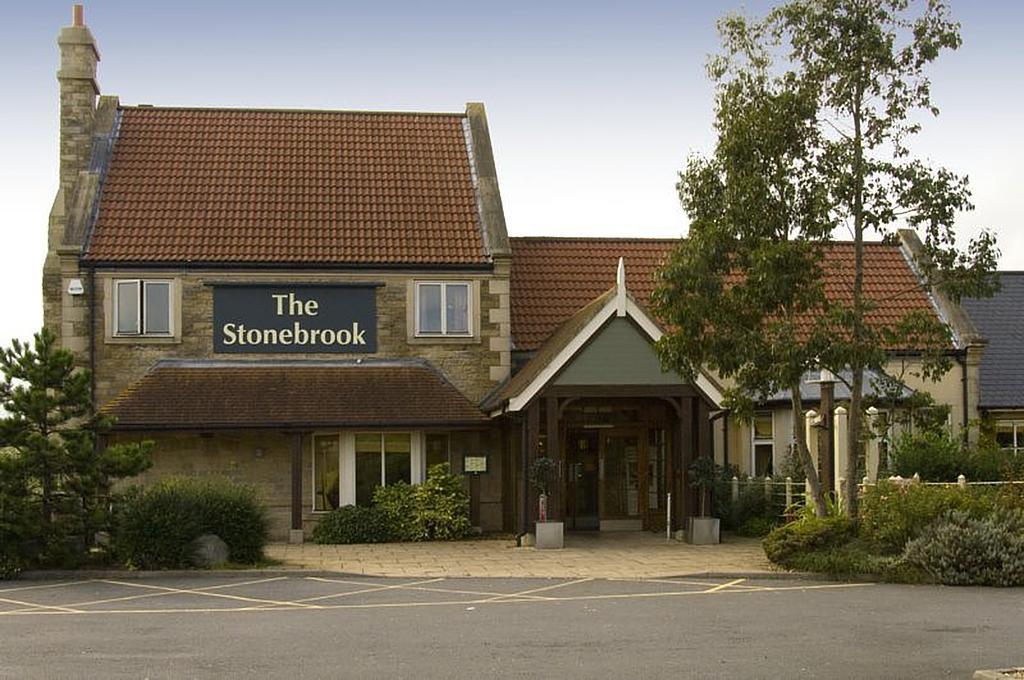 Premier Inn Newcastle - Holystone Holystone  エクステリア 写真